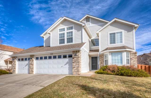 Beautiful 4 Bedroom Home in North Gate D20 photos photos