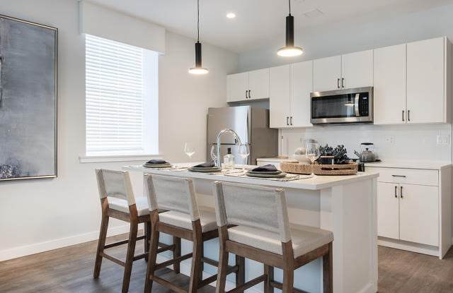 300 Carleton Avenue Unit C31 photos photos
