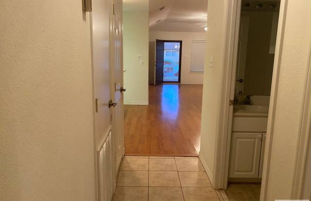 6326 GUINEVERE DR Gallery 3