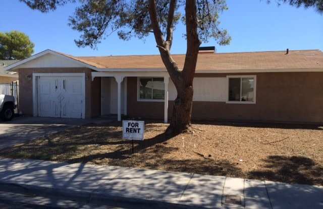 3 Bedroom 2 Bathroom with Swimming Pool   Tropicana & Nellis Area photos photos