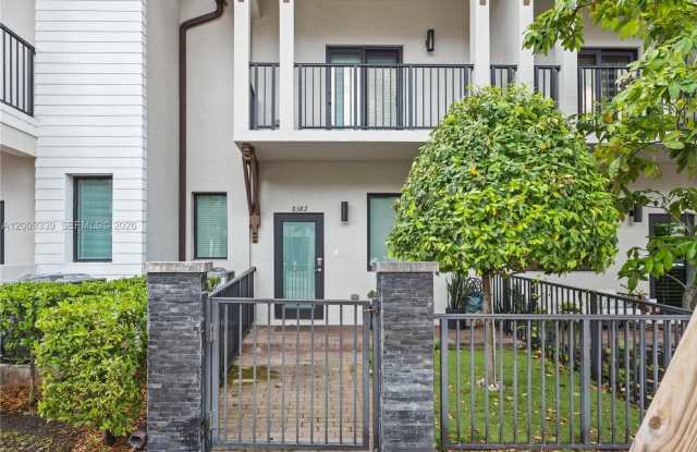 8382 NW 51st Ter photos photos