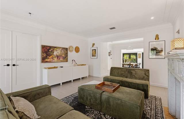 674 Northeast 67th Street Gallery 2