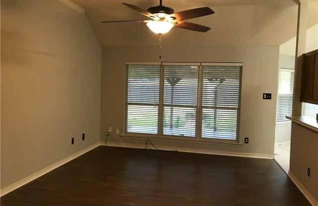 931 Rolling Meadows Drive Gallery 4