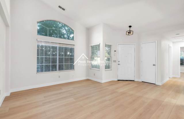 Wonderful Sacramento 4bd/2ba Home! Gallery 3