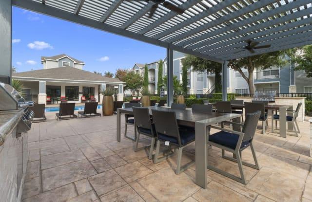 12932 E Loop 1604 N Gallery 2