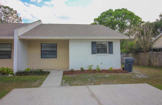 906 WINNIE LANE - 906 Winnie Lane, Polk County, FL 33813