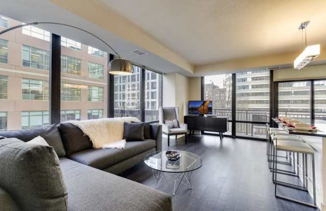 465 Nicollet Mall Gallery 3