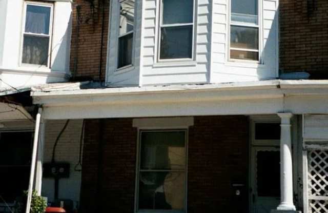 915 Maple Terrace Gallery 2