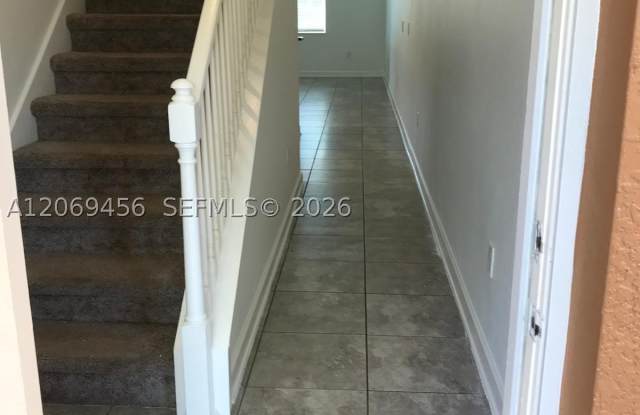 3348 RODRICK CIR Gallery 2
