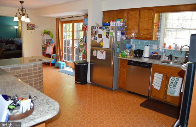 13114 WILTON OAKS DRIVE Gallery 3
