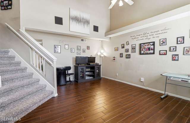 14233 SPANISH POINT Drive Gallery 3