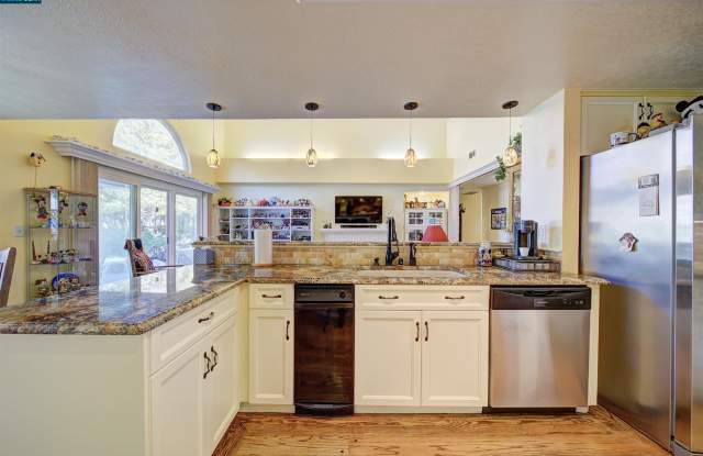 3000 Marble Canyon Pl photos photos