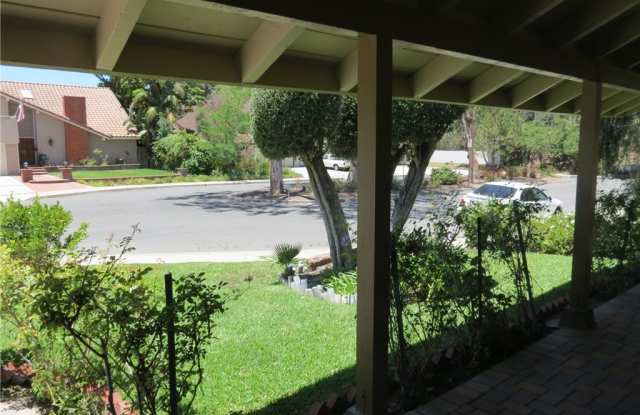 22802 Belquest Drive Gallery 3