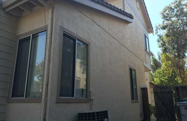 44990 Lynx Dr, Fremont, CA 94539 - 44990 Lynx Drive, Fremont, CA 94539