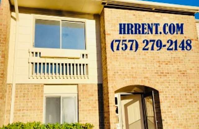 NEWLY Renovated 3 Bedroom 2.5 Bathroom Townhome located in the Mears Corner area of Virginia Beach! - 1362 Glyndon Drive, Virginia Beach, VA 23464