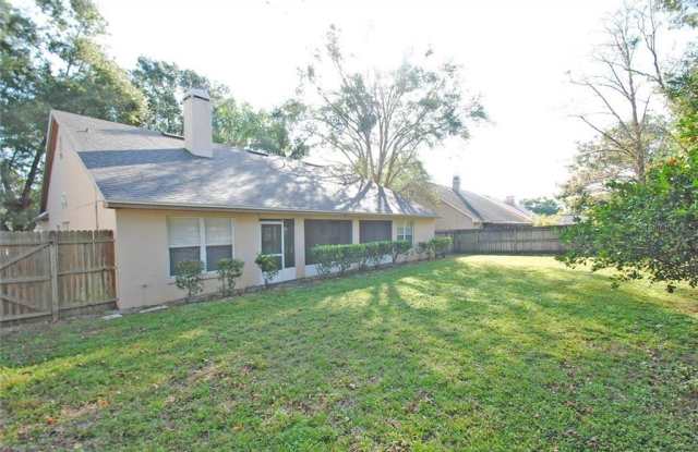 412 COUNTRY WOOD CIRCLE Gallery 2