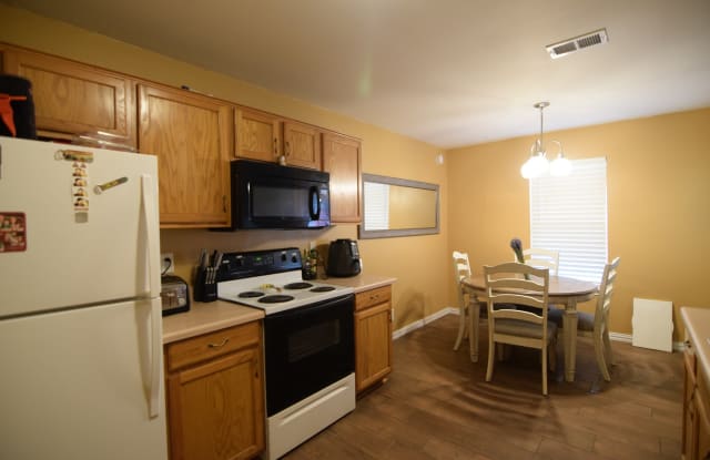 3007 Blue Ridge Dr - 3007 Blue Ridge Drive, Killeen, TX 76543