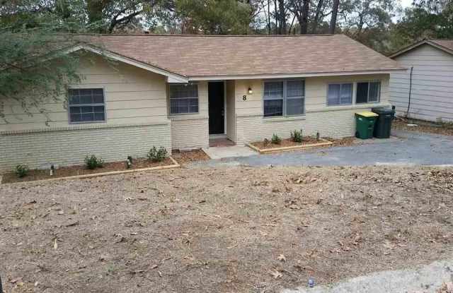 8 W Windsor Drive - 8 West Windsor Drive, Little Rock, AR 72209