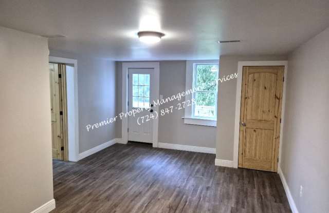 3304 N 32nd Avenue Gallery 3