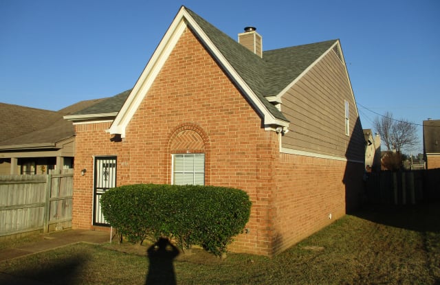 4138 Meadow Park Gallery 2