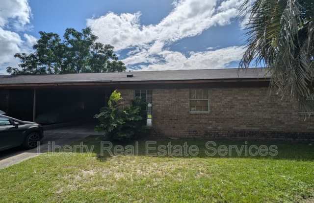 979 Live Oak Dr Gallery 2
