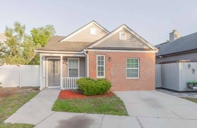 563 STAFFORDSHIRE Drive E photos photos