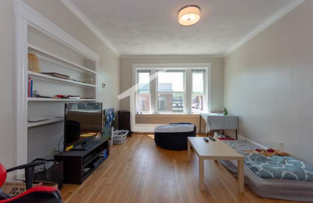3.5 Bedroom-extra office-No broker Fee - 14 Gardner Street, Boston, MA 02134