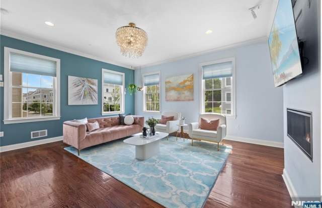 129 Roosevelt Drive photos photos