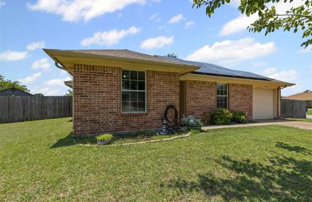 1107 Lynnwood Court Gallery 2