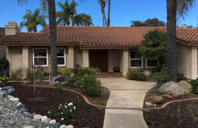 Spacious Four Bedroom House in Escondido! photos photos Spacious Four Bedroom House in Escondido! photos photos