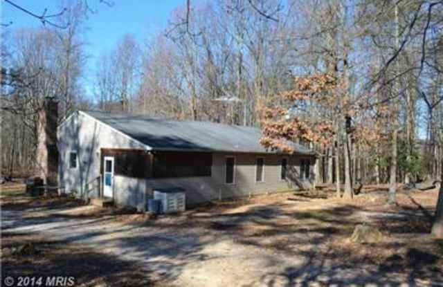 Secluded 4 bedroom Rambler! - 3232 Winding Road, Spotsylvania County, VA 22534