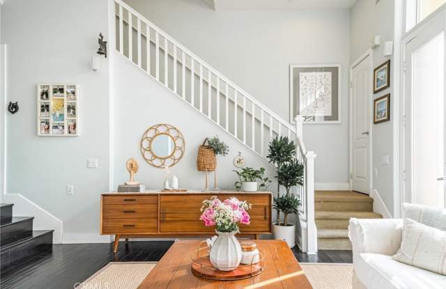 5412 W 149th Place 13 Gallery 2