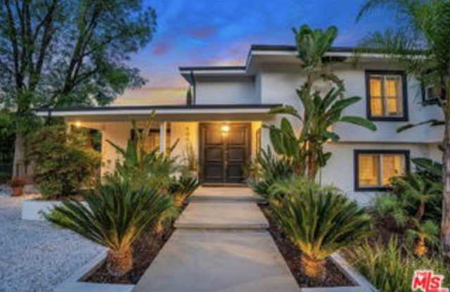 19410 Shenango Drive photos photos