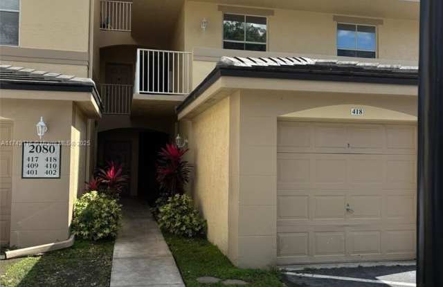 2080 Greenview Shores Blvd photos photos