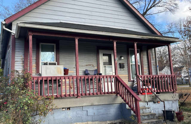427 Bryant Avenue photos photos