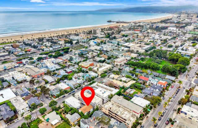 2441 3rd Street photos photos