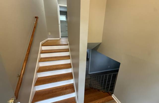 3411 Sutherland Drive Gallery 2