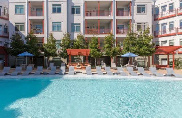 815 East 11th St - 815 E 11th St, Austin, TX 78702