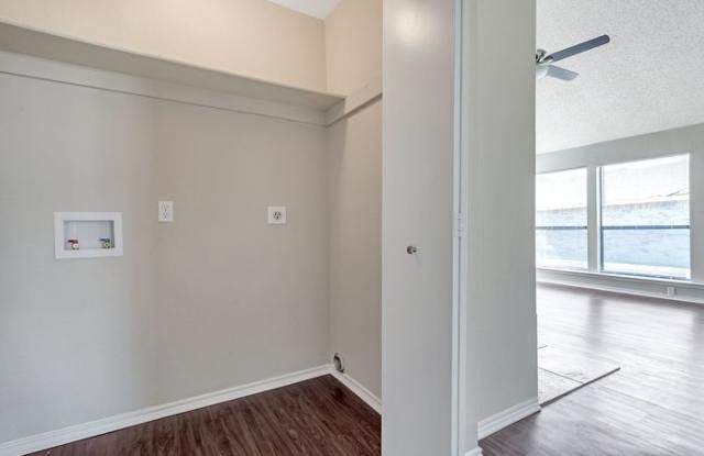 4712 Hibiscus St. Gallery 3