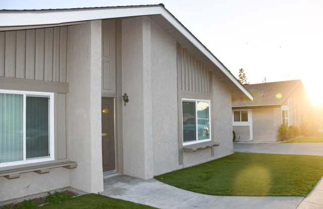La Veta (802-806) East Gallery 4