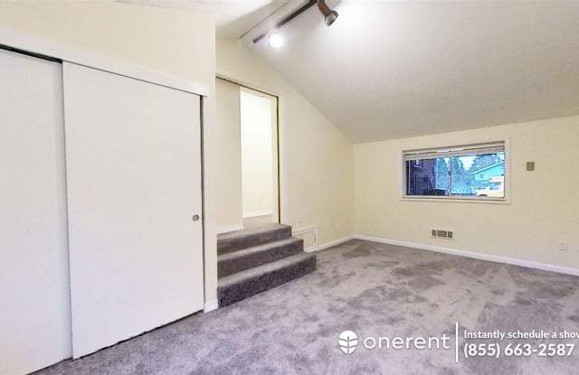 12726 1st Avenue Northwest Gallery 3