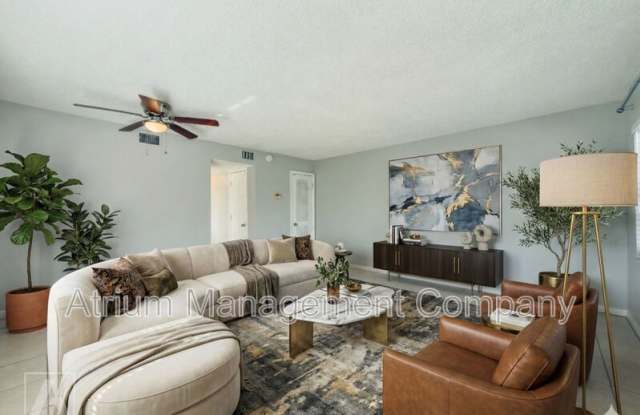 920 W. New York Avenue - 920 New York Avenue West, DeLand, FL 32720