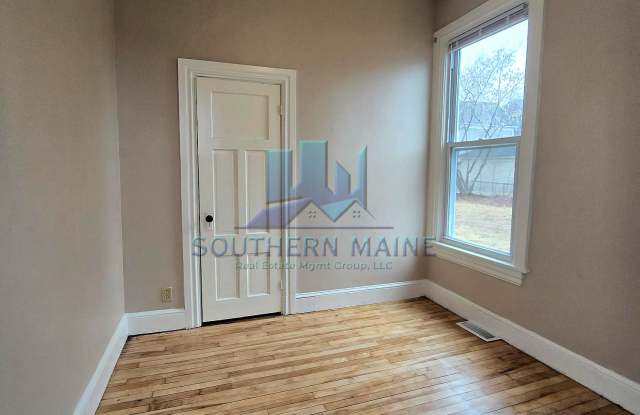 10 Grove St - 1 photos photos