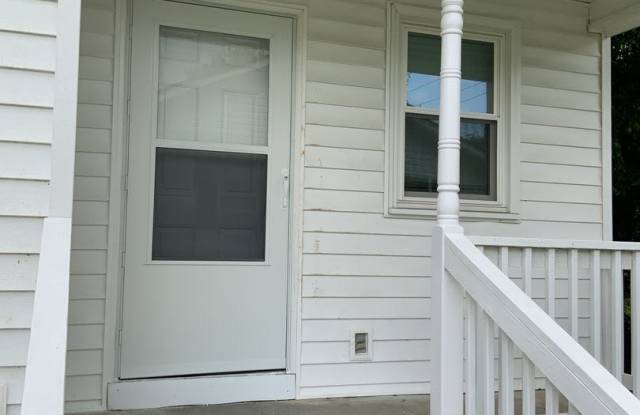 2 Bedroom 1 bath Apt photos photos