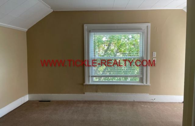 3 BR Single Family Home in Swillburg!! Gallery 3
