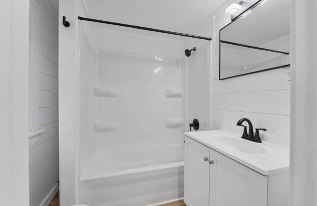 NEW UPDATED 2 BEDROOM HOME! photos photos NEW UPDATED 2 BEDROOM HOME! photos photos