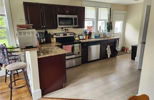 219 Metacom Avenue photos photos