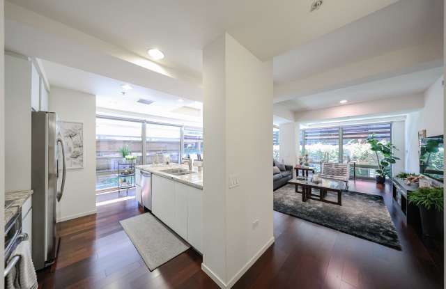 7121 East Rancho Vista Drive #3001 Gallery 1