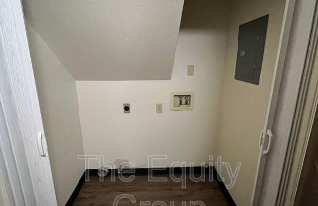 850 N Williford Dr Gallery 4