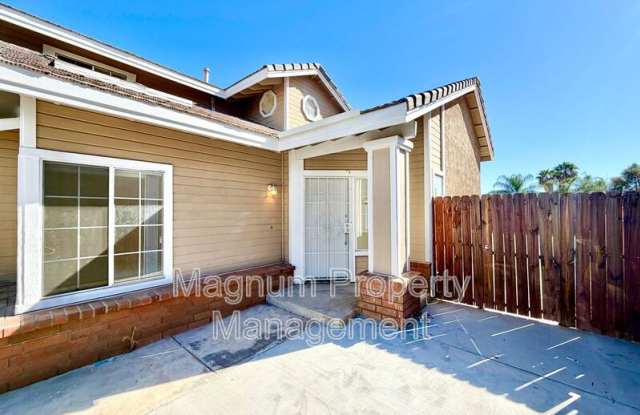 26121 Coronada Dr. Gallery 4